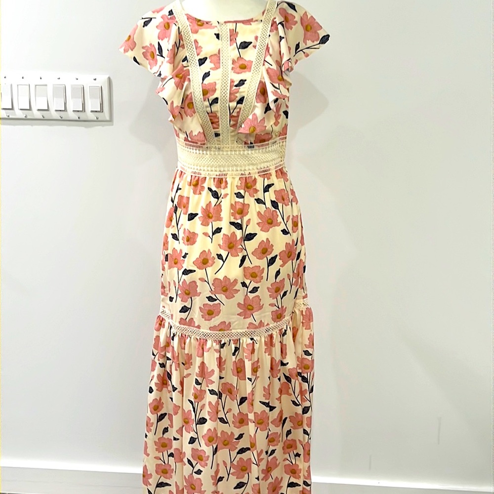 Misty Mynx Floral Lace Cutout Maxi Dress XS NWT